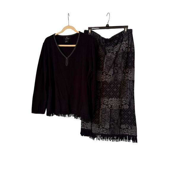 Lennie for Nina Leonard Dresses & Skirts - Lennie for Nina Lenoard Sweater/Skirt 2pc set Gray Fringes Women's XL